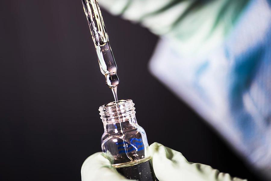 سهام شرکت MRNA با افزایش2.51٪ همراه بود، رئیس شرکت مدرنا اظهار داشت که آنها فقط داده های دقیق واکسن ویروس کرونا را به اشتراک می گذارند.